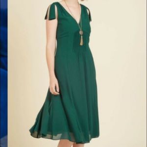 ModCloth Green Holiday Dress